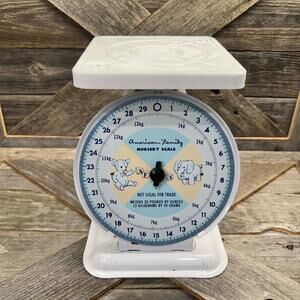 1950's Vintage American Family Nursery Scale Decor Treasure, Baby Room Decor-8”H
